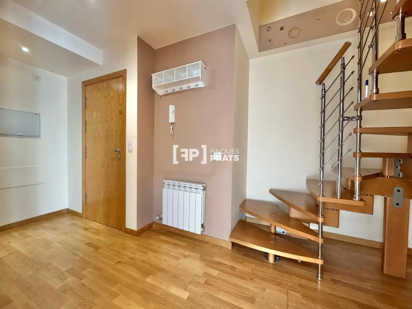 Attic for sale in Rosselló  with Air Conditioner, Heating and Terrace