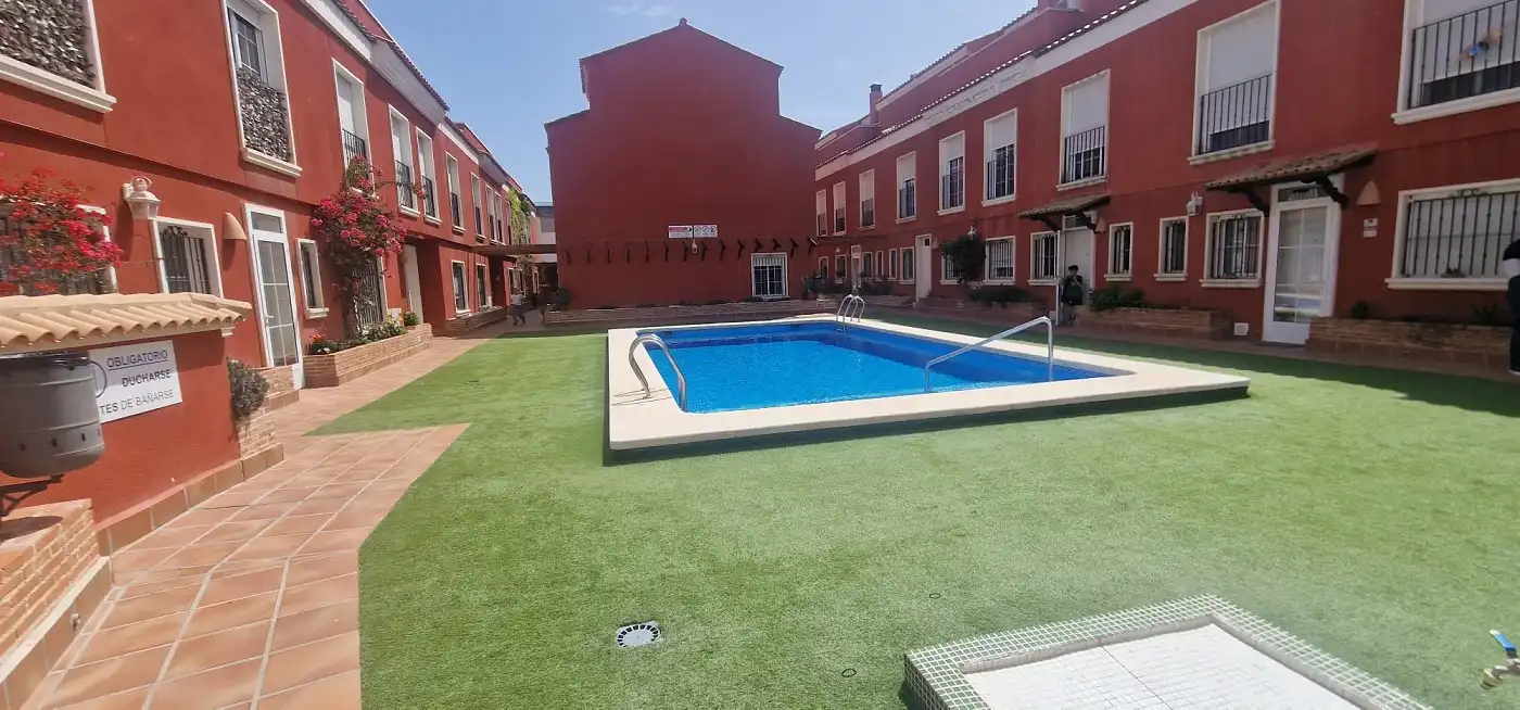 Swimming pool of Single-family semi-detached for rent in Santa Pola  with Air Conditioner, Terrace and Community pool