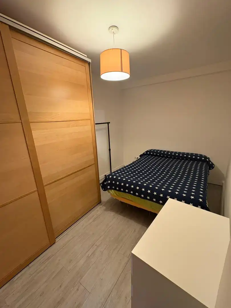 Bedroom of Flat for rent in Córdoba  with Air Conditioner and Furnished
