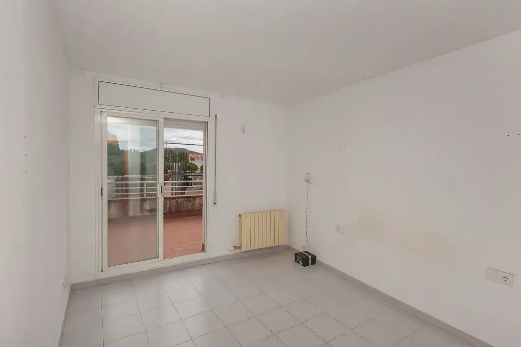 Schlafzimmer von Wohnung zum Verkauf in Tordera