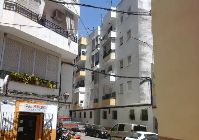 Vista exterior de Piso en venta en San Juan de Aznalfarache