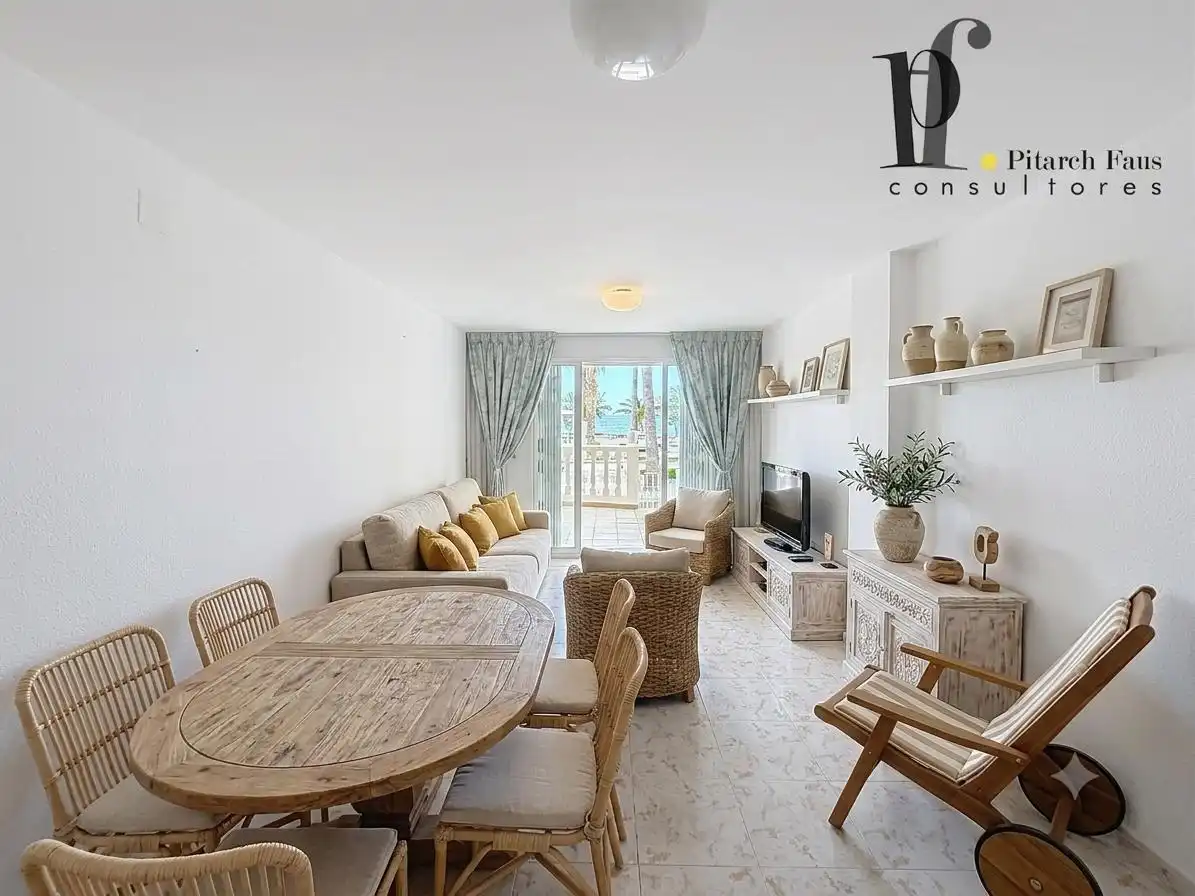 Sala de estar de Planta baja en venta en Moncofa con Aire acondicionado y Terraza