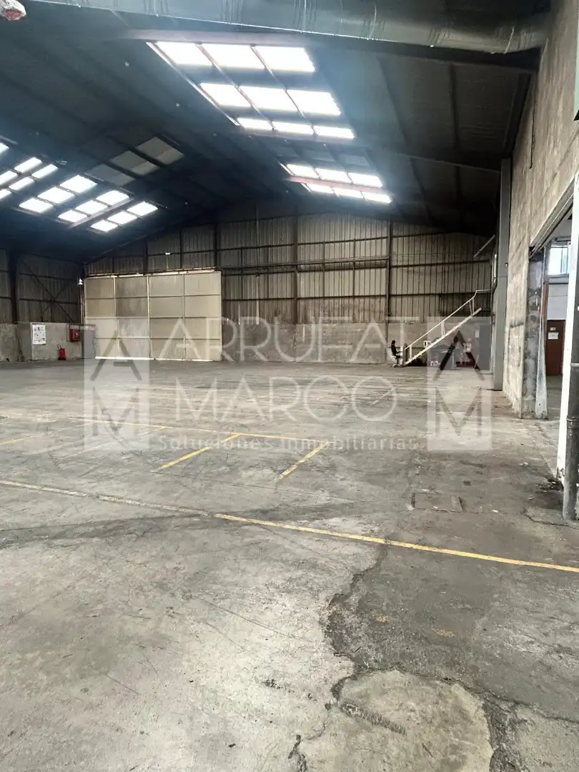 Vista exterior de Nave industrial de alquiler en Vila-real