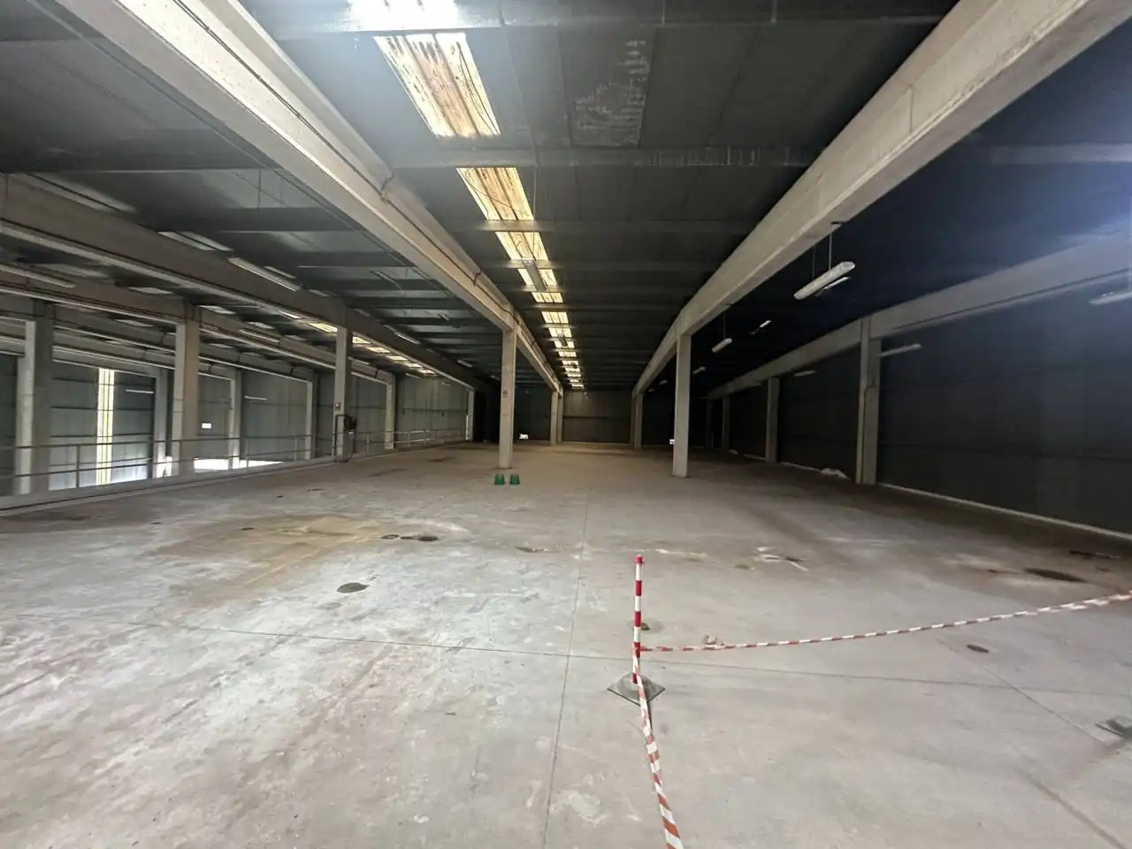 Nau industrial amb ascensor en venda a Calle Roquerols, imagen 22