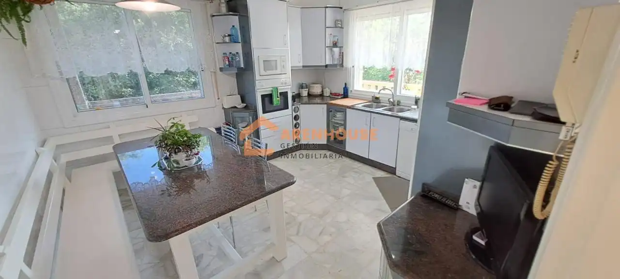 Chalet con terraza en venta en San Cibrao das Viñas, imagen 10