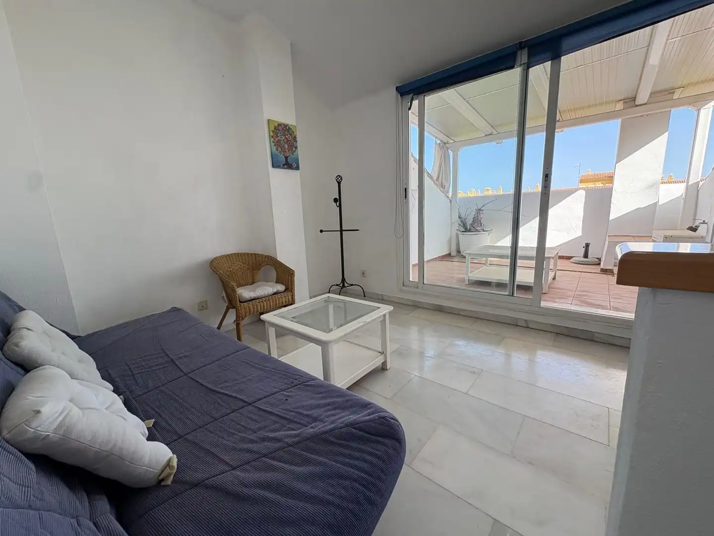Dormitori de Àtic en venda en Marbella amb Aire condicionat, Calefacció i Jardí privat