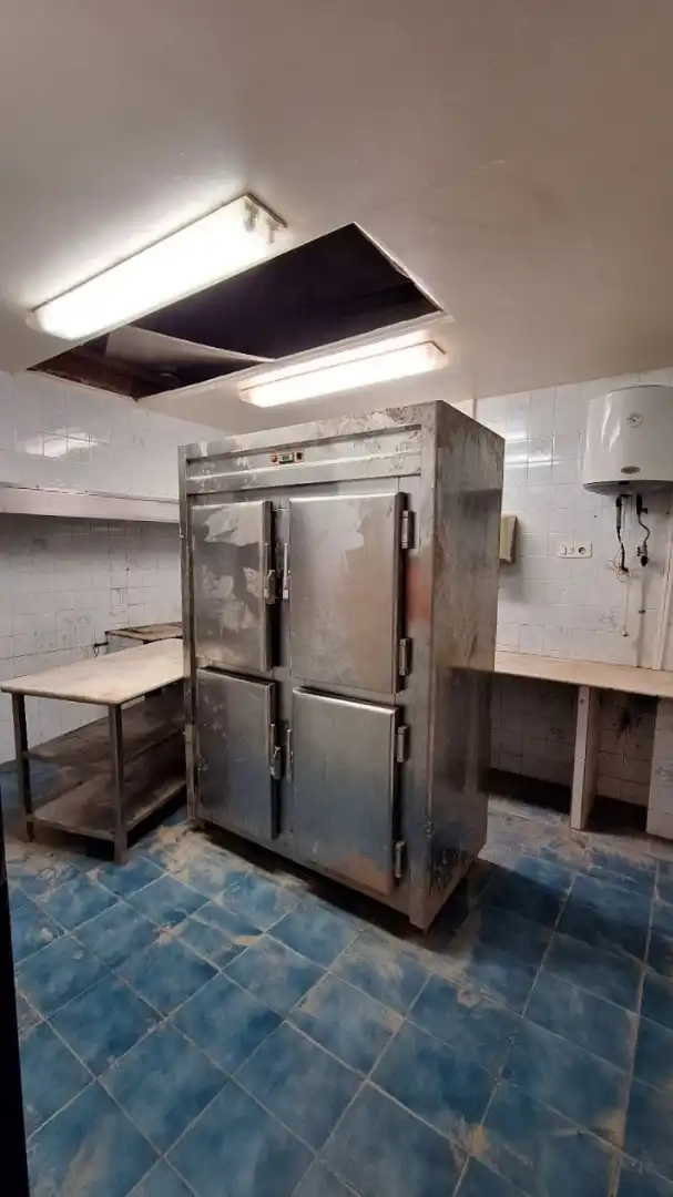 Local comercial de lloguer a Carrer de Fortaleny, imagen 8