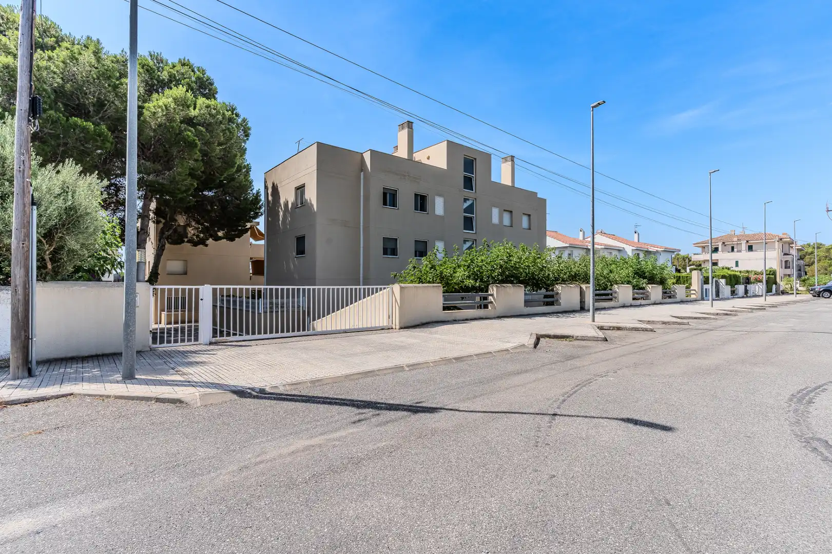 Vista exterior de Piso en venta en L'Ampolla con Aire acondicionado, Calefacción y Jardín privado
