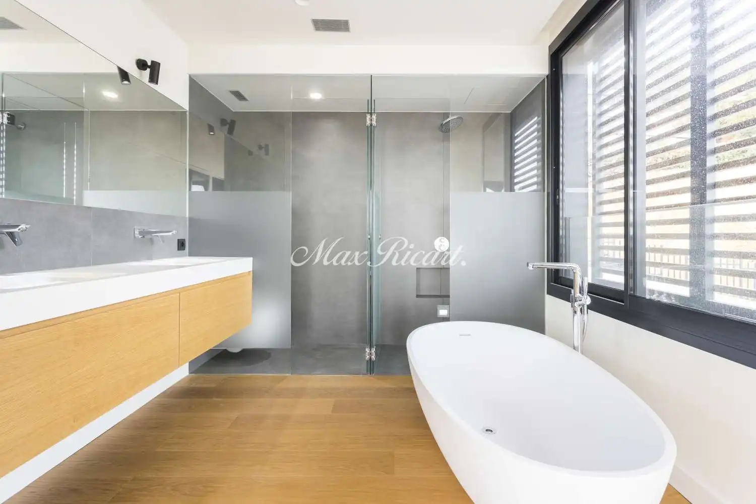 Baño de Casa o chalet de alquiler en Barcelona con Aire acondicionado, Calefacción y Terraza