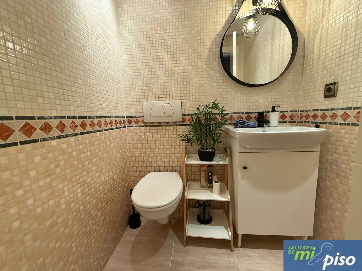 Baño de Casa adosada en venta en Arroyo de la Encomienda con Calefacción, Jardín privado y Parquet