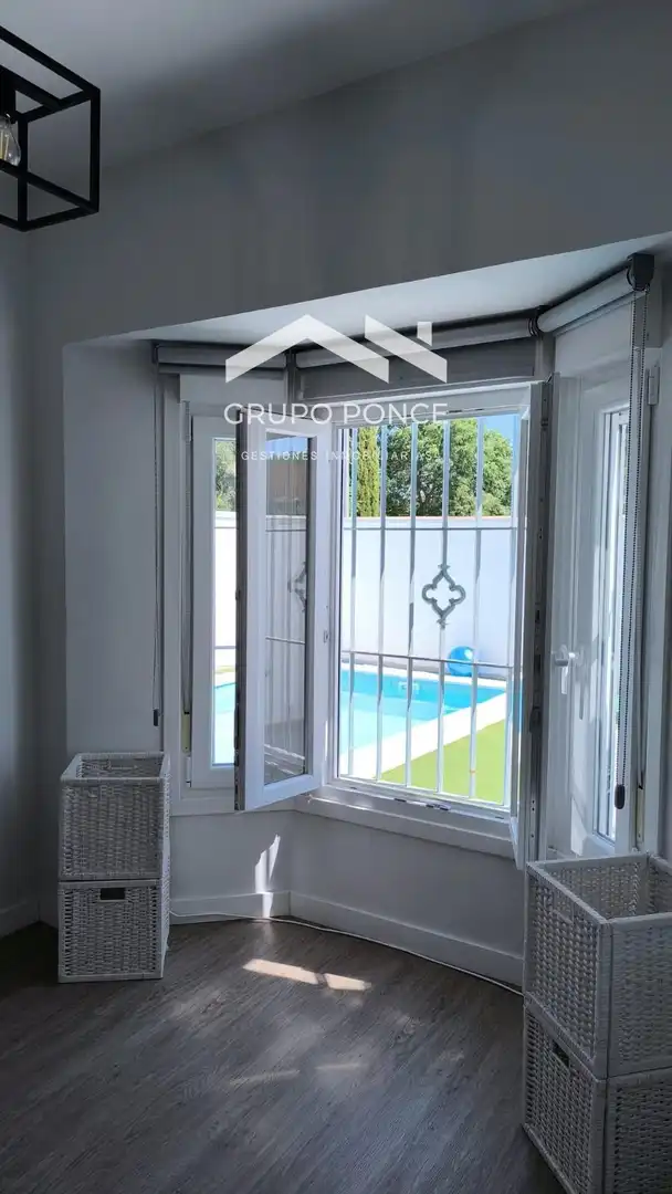Swimming pool of Detached homes for sale in Jerez de la Frontera  with Air Conditioner, Swimming Pool and Furnished