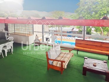 Casa amb piscina en venda a Niàgara Parc - Àgora Parc