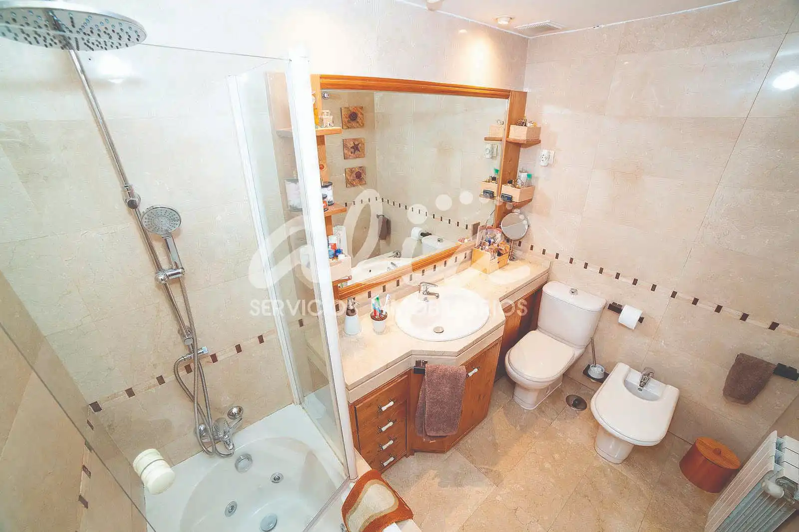 Bathroom of Detached homes for sale in Pinto  with Air Conditioner, Heating and Terrace