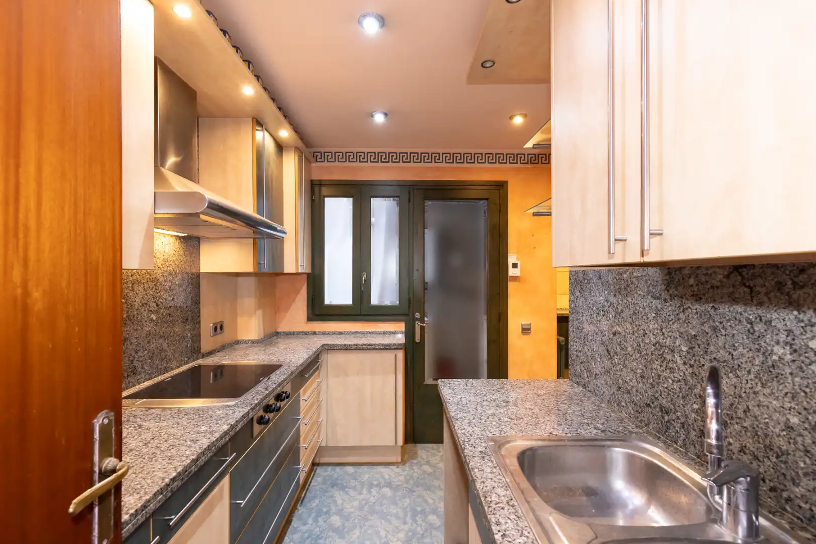Küche von Wohnung zum Verkauf in Tarragona mit Heizung, Parkett und Terrasse