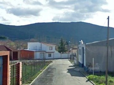 House for sale in Calle GOYA