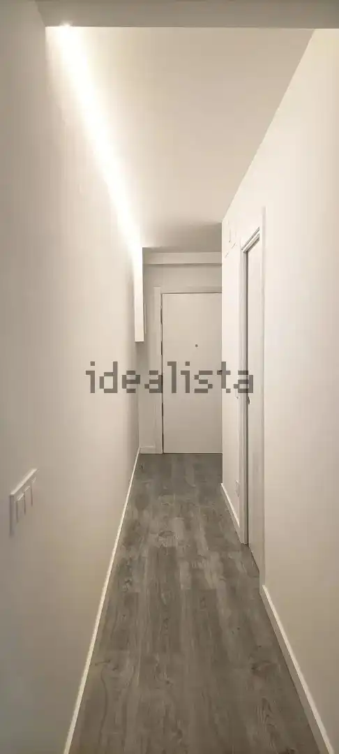 Flat for rent in Madrid  with Air Conditioner, Heating and Oven