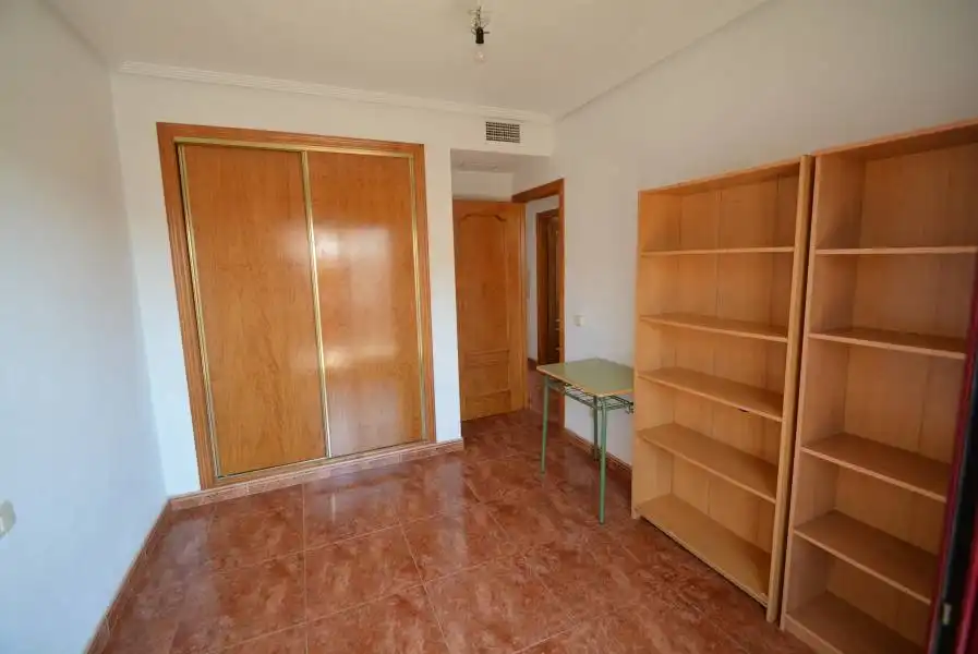 Dormitori de Dúplex en venda en Orihuela amb Terrassa i Balcó