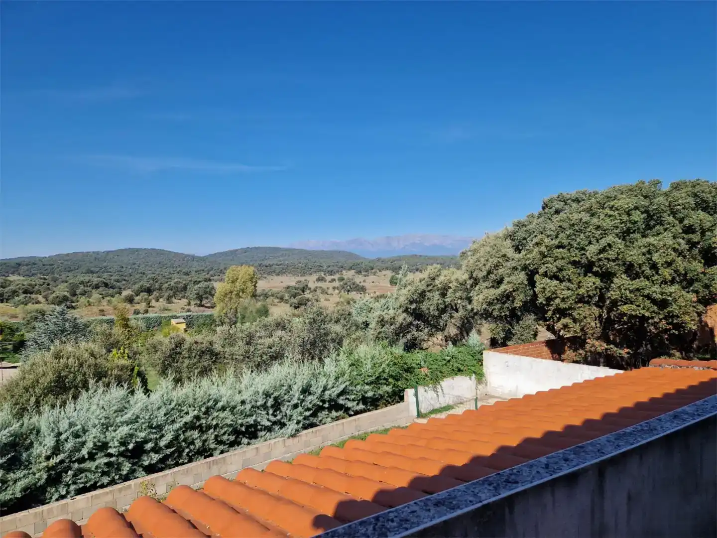 Vista exterior de Casa o chalet en venta en Montesclaros con Jardín privado y Balcón