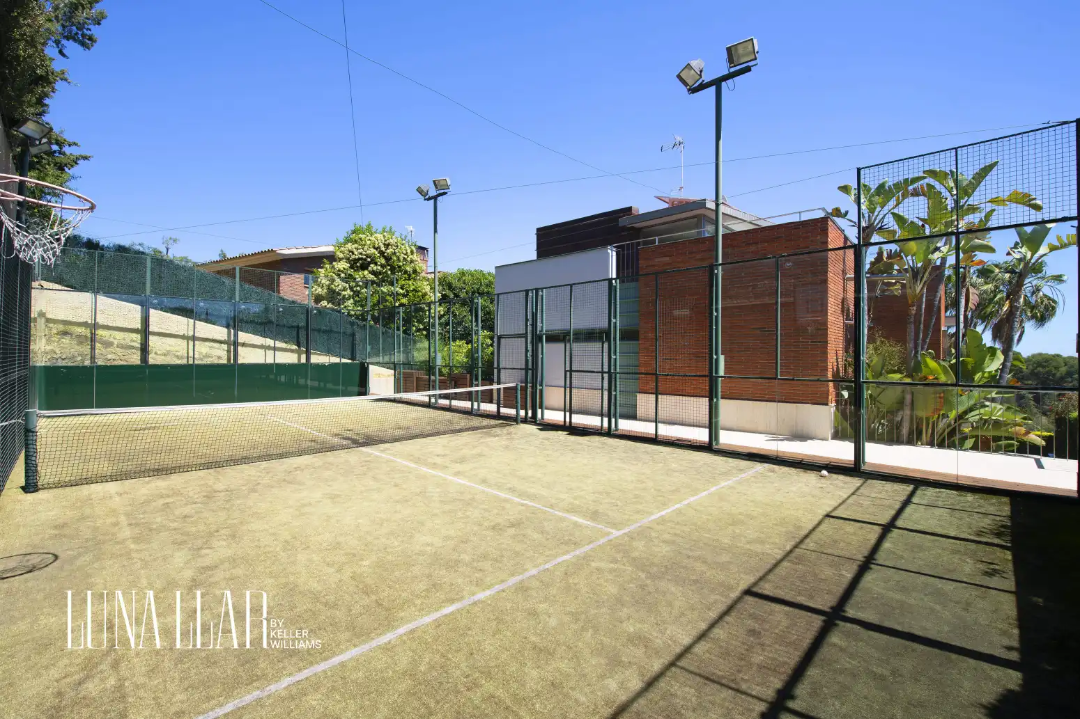 Exterior view of Houses for sale in Castelldefels  with Air Conditioner, Heating and Parquet flooring