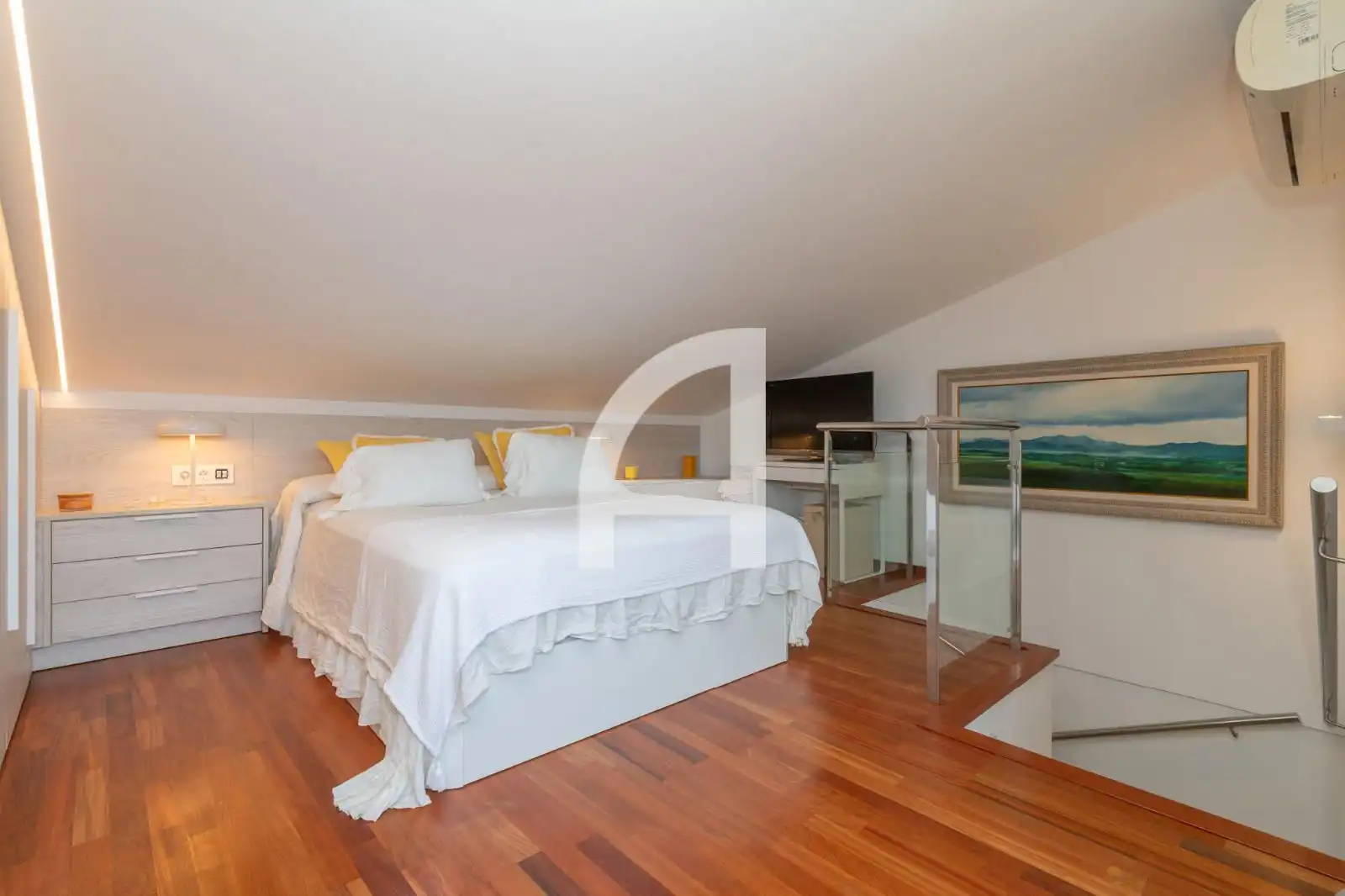 Schlafzimmer von Einfamilien-Reihenhaus zum Verkauf in Castell d'Aro, Platja d'Aro i s'Agaró mit Klimaanlage, Privatgarten und Terrasse