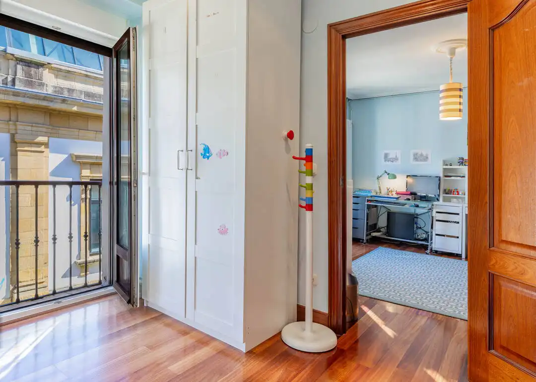 Piso en venta en Donostia - San Sebastián  con Calefacción y Trastero