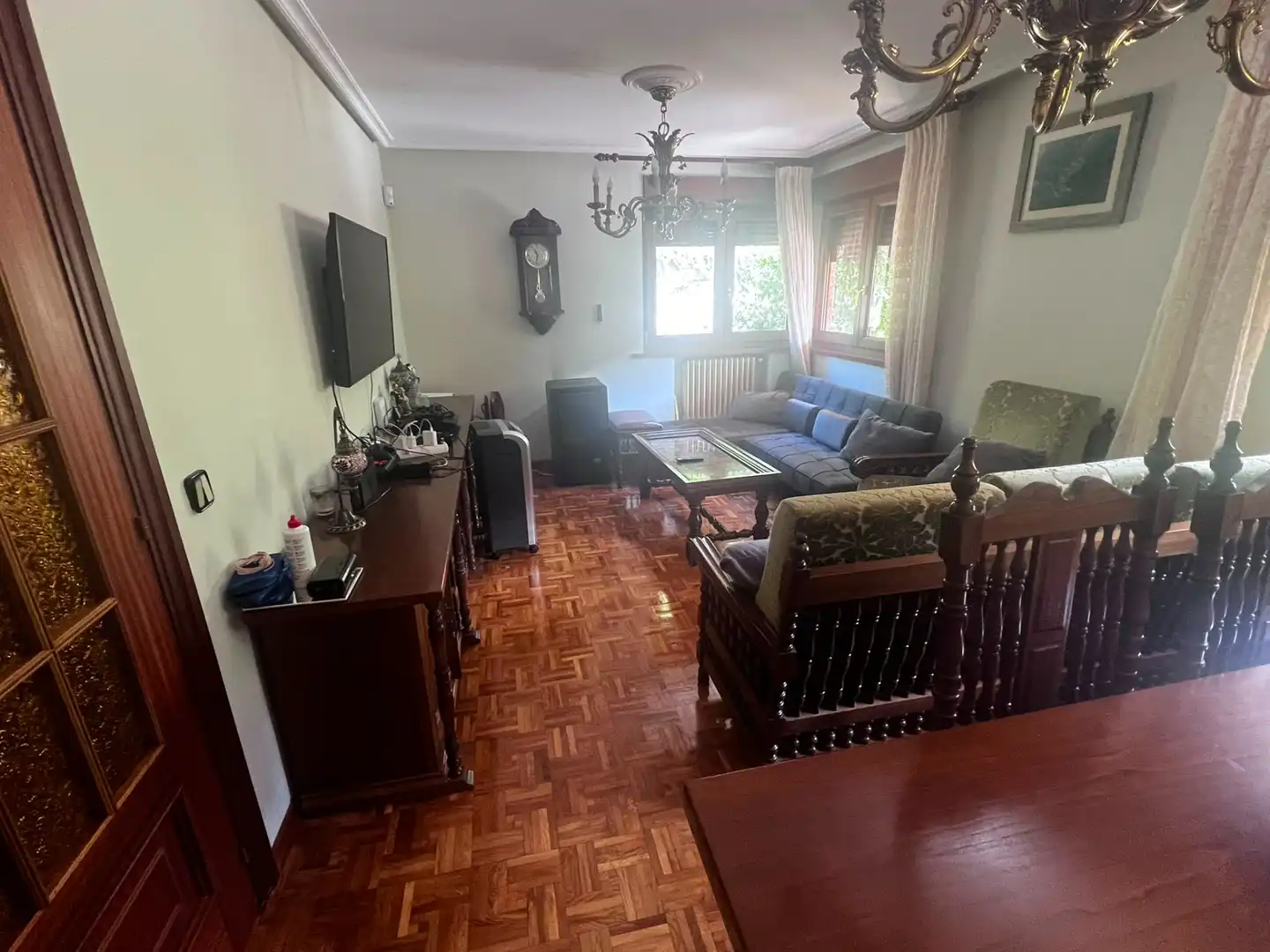 Sala d'estar de Casa o xalet en venda en Oseja de Sajambre amb Calefacció, Jardí privat i Parquet