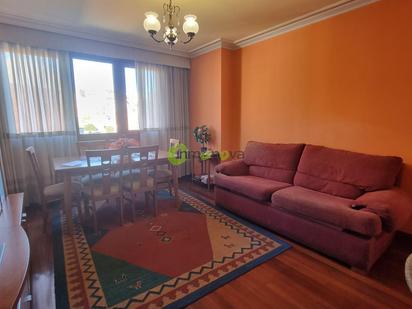 Living room of Flat for sale in Vigo   with Heating and Storage room