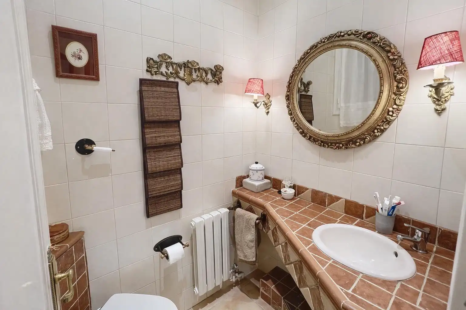 Baño de Apartamento en venta en Barcelona con Calefacción, Parquet y Amueblado