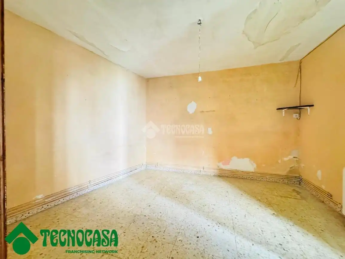 Casa o xalet en venda en Las Ventas Con Peña Aguilera amb Calefacció i Jardí privat
