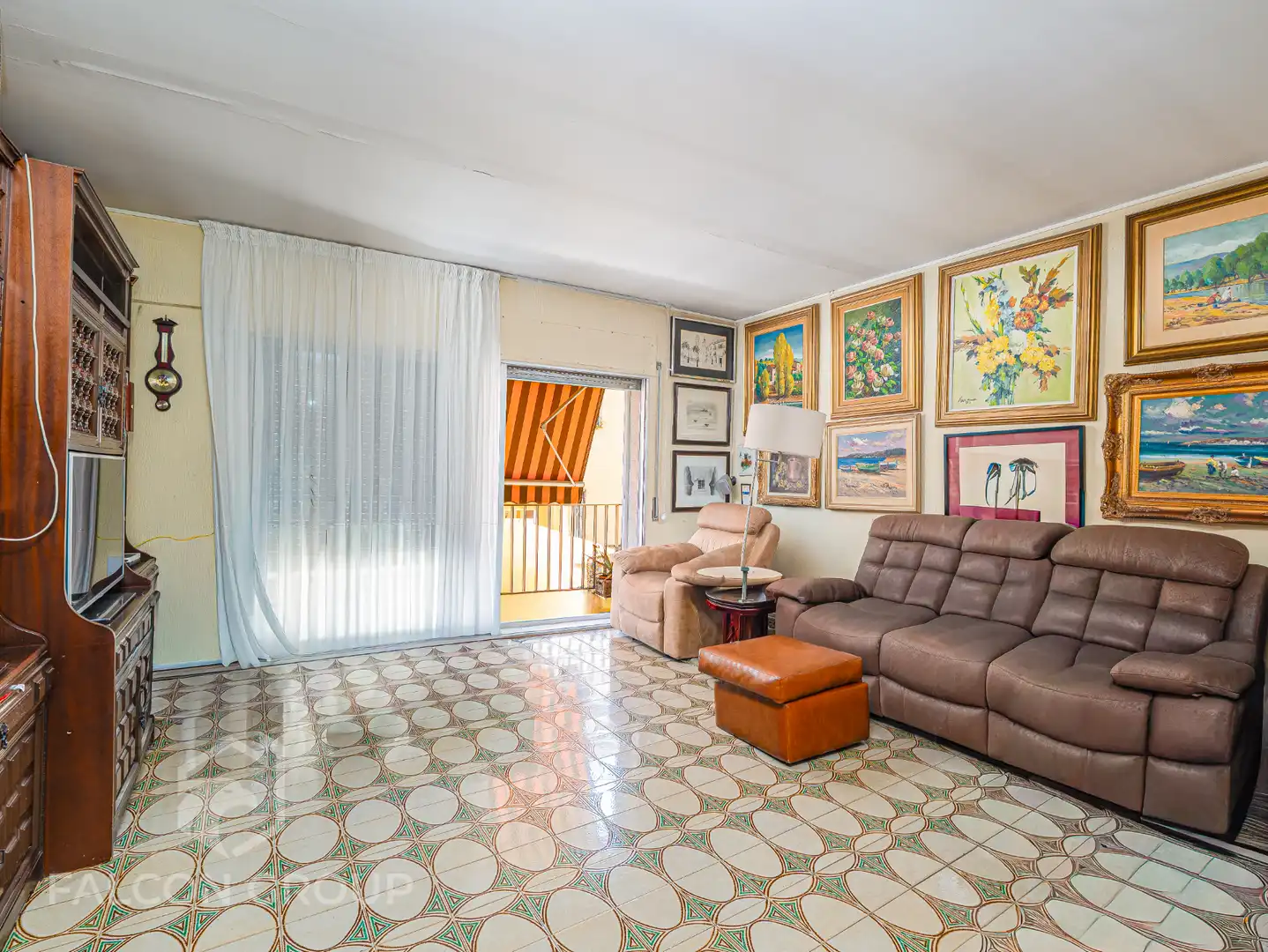 Living room of Flat for sale in Vilanova i la Geltrú  with Terrace and Balcony