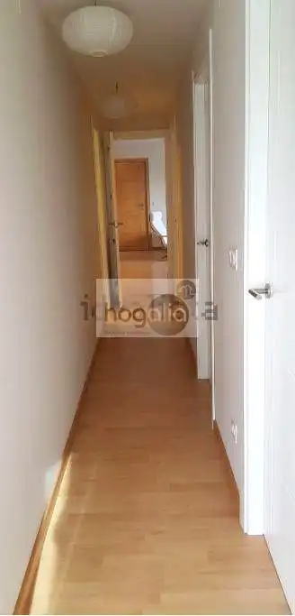 Flat with pool to rent in Los Remedios, imagen 18