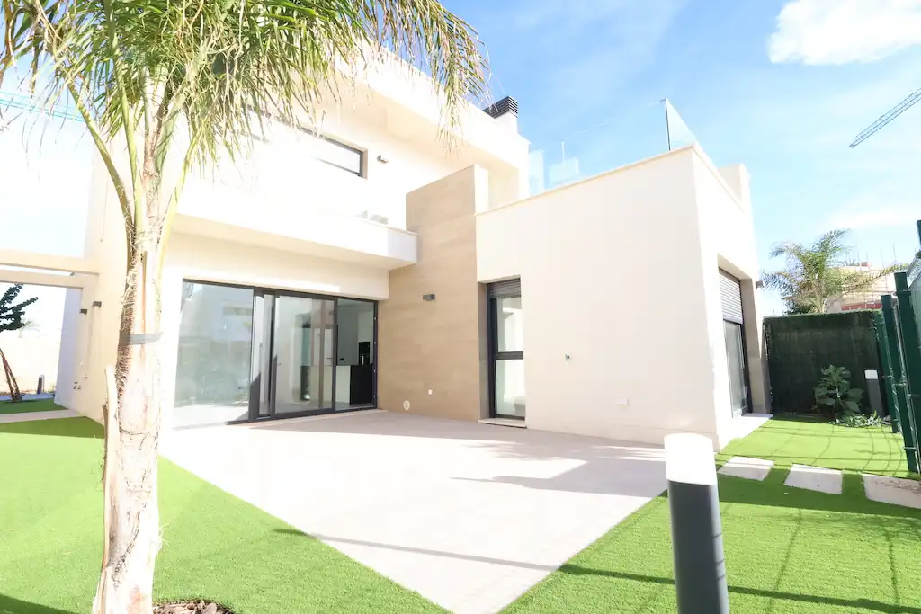 Exterior view of Houses for sale in Torre-Pacheco  with Air Conditioner, Heating and Terrace