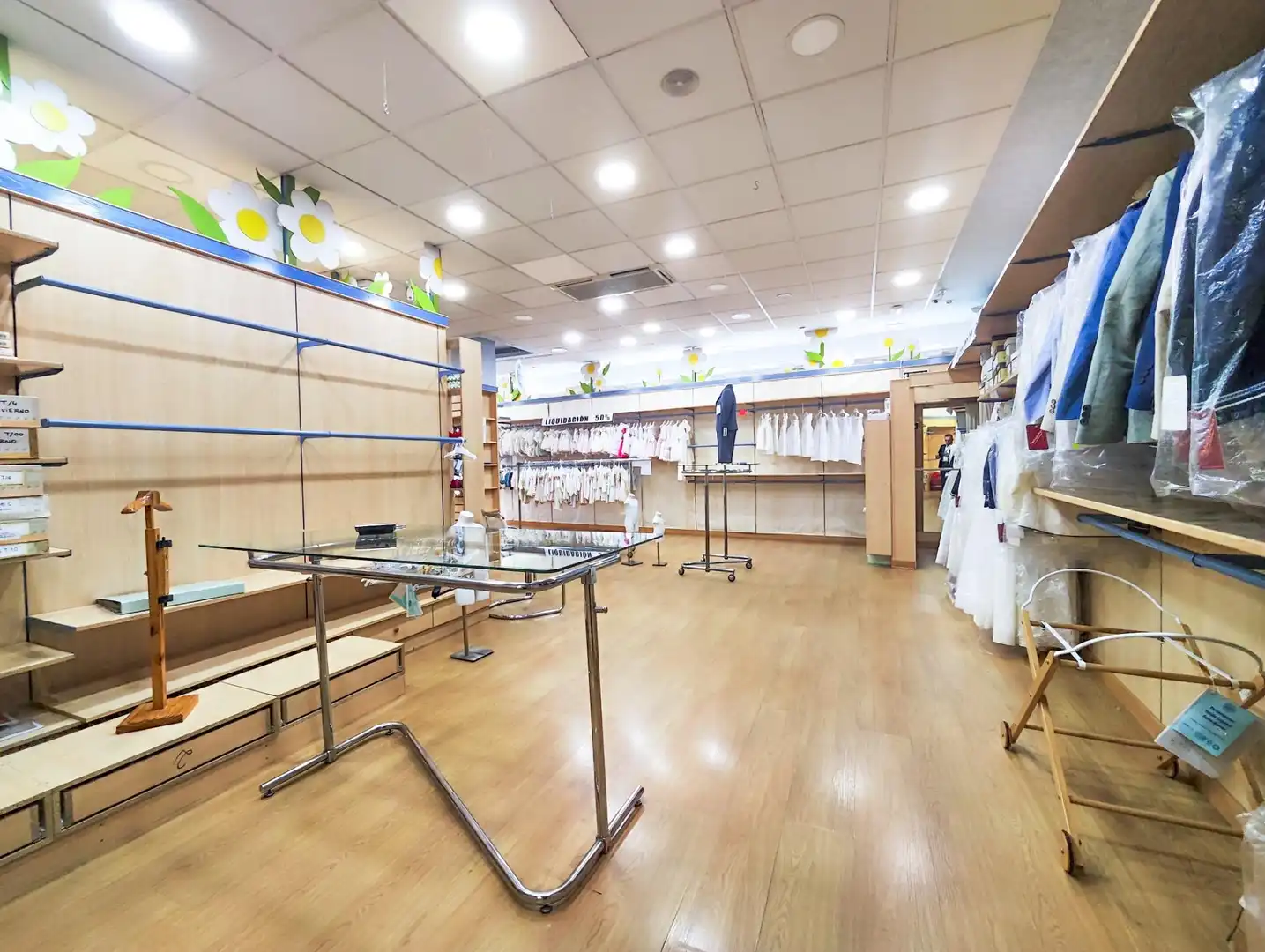 Commercial properties for rent in Puertollano  with Air Conditioner, Parquet flooring and Furnished