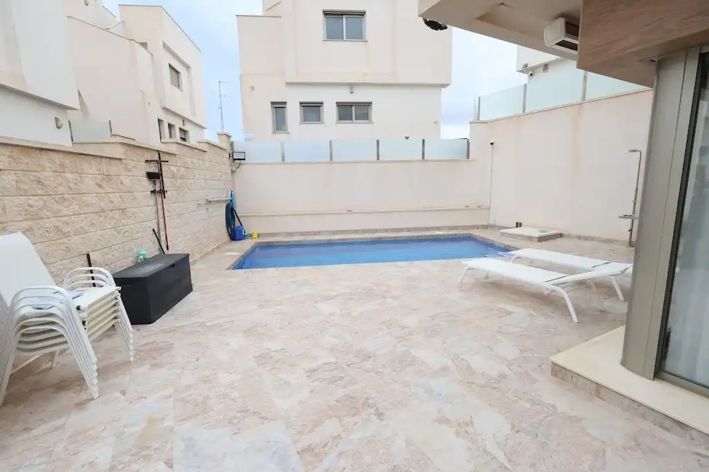 Swimming pool of Houses for sale in Orihuela Costa
