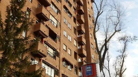 Foto 3 de Apartament de lloguer a Alfonso Rodríguez Castelao, Peñagrande, Madrid