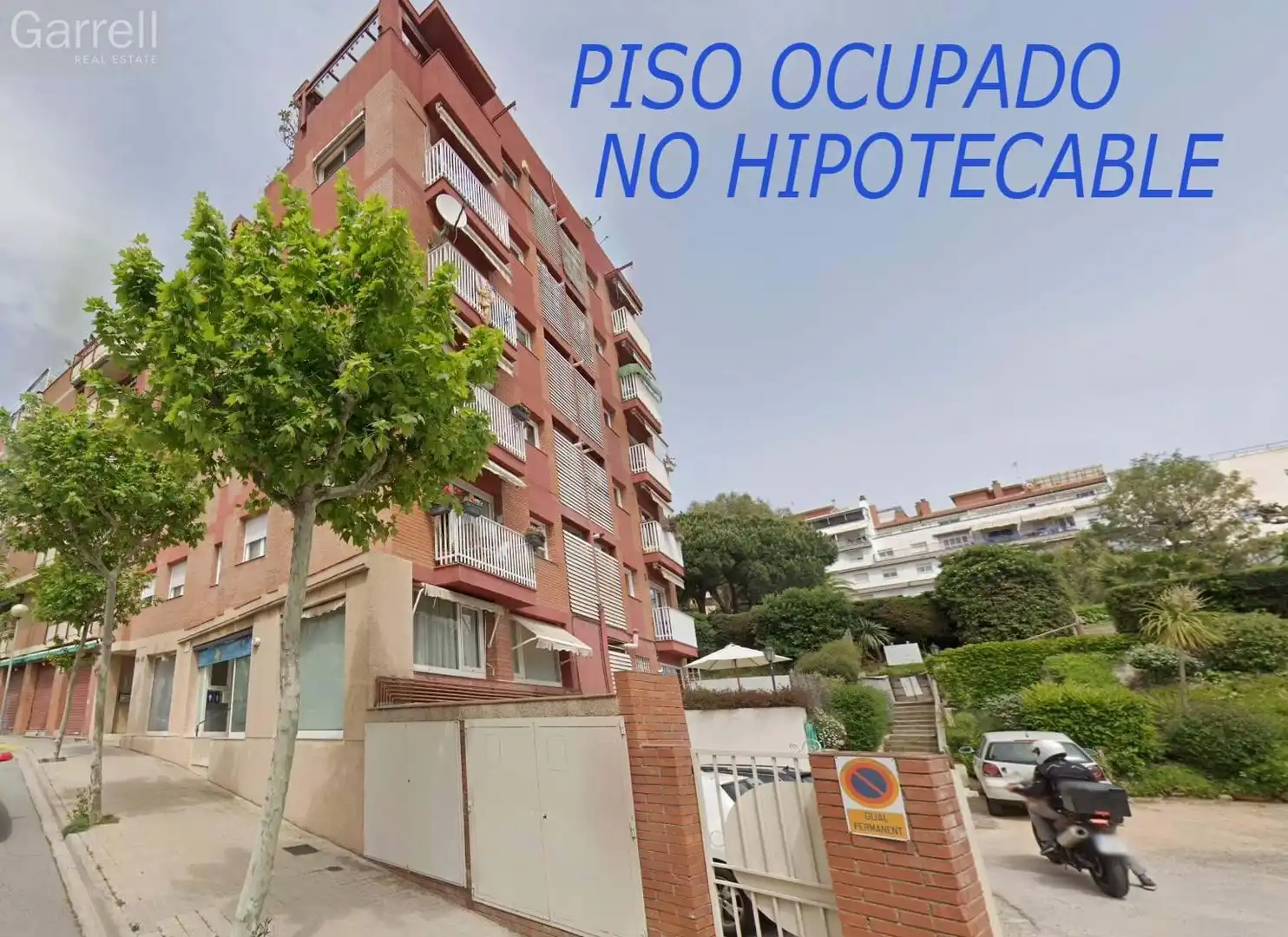 Vista exterior de Piso en venta en El Masnou con Piscina