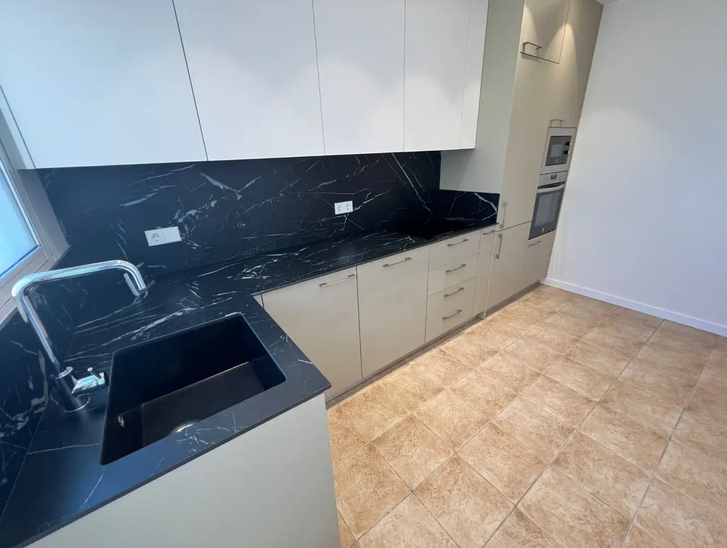 Cocina de Piso de alquiler en Valencia con Aire acondicionado y Amueblado