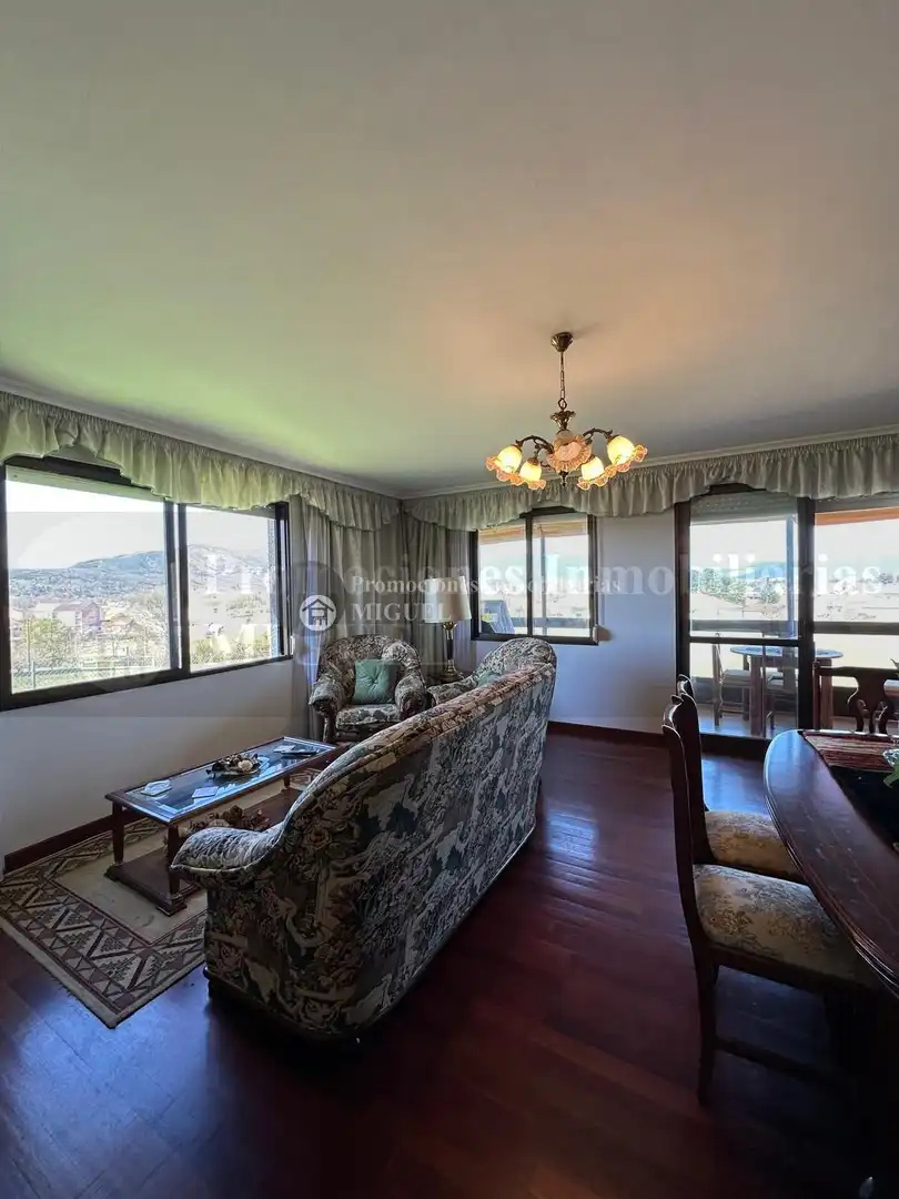 Sala d'estar de Casa o xalet en venda en Verín