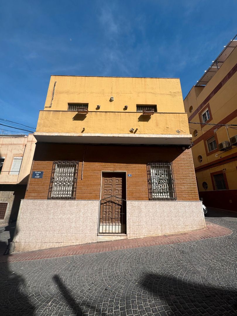 Exterior view of House or chalet for sale in  Melilla Capital  with Air Conditioner, Terrace and Storage room