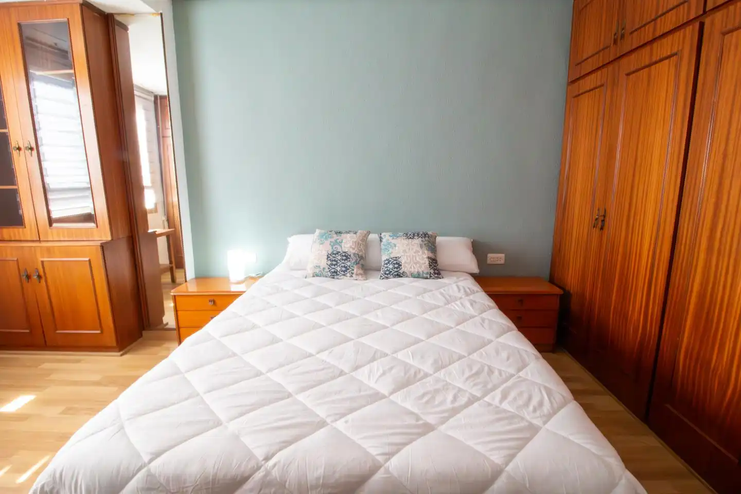 Bedroom of Flat for rent in Valencia  with Air Conditioner and Furnished