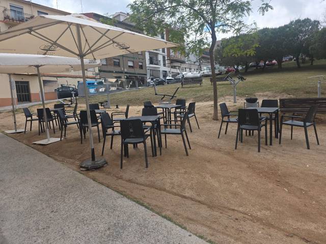 Local comercial en Alquiler en Carrer Càceres, 11 en Cirera