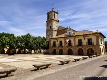 Appartamento con balcone in vendita a Plaza del Mesón 11
