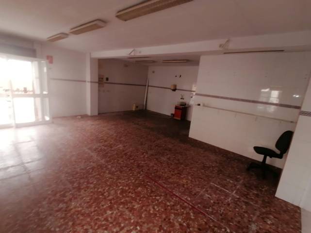 Local comercial en Alquiler en Torre del Campo en Torreblanca