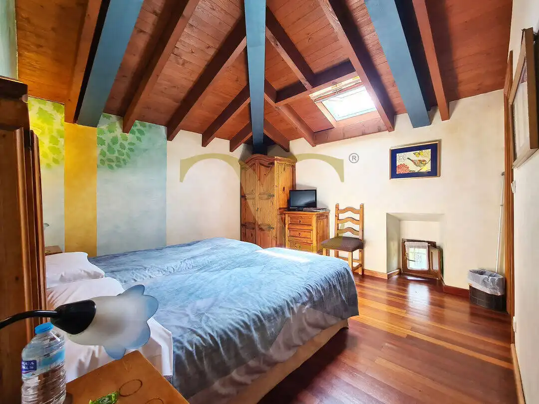 Habitación de Casa o chalet en venta en Cangas de Onís