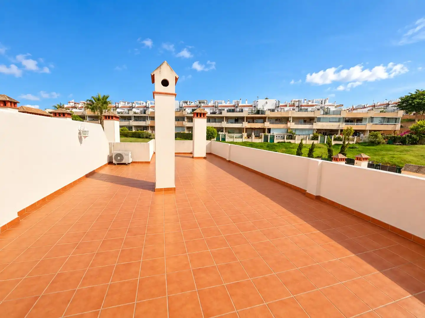 Àtic amb piscina en venda a Doña Julia Golf, imagen 20