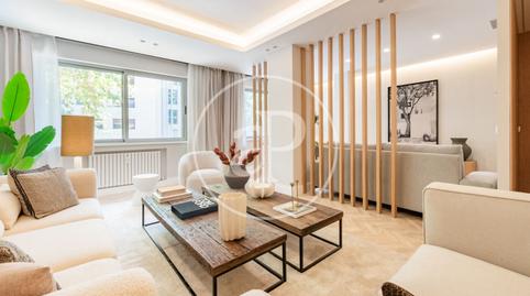 Photo 5 of Flat for sale in Castellana, Madrid