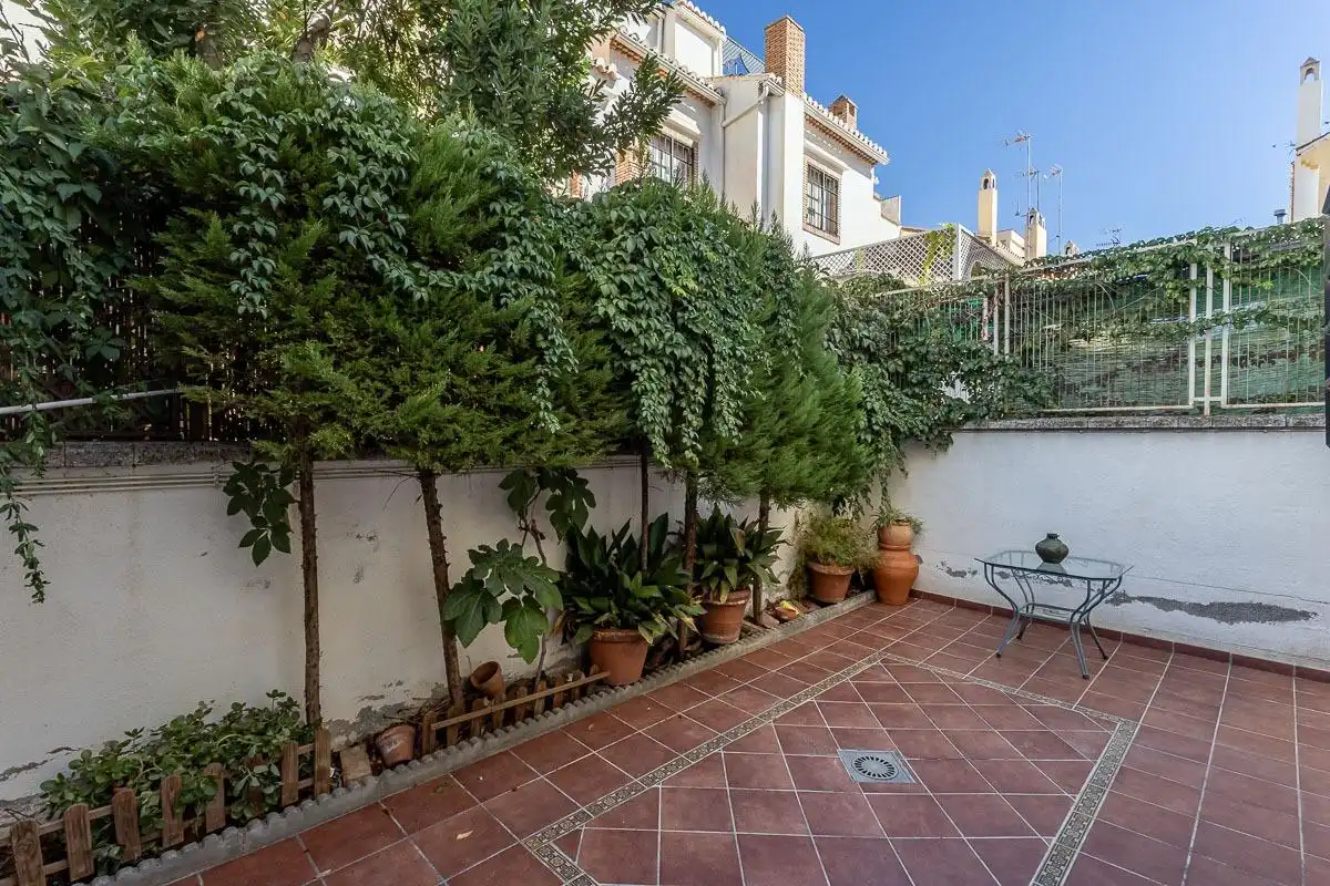 Terrassa de Casa adosada en venda en Genil