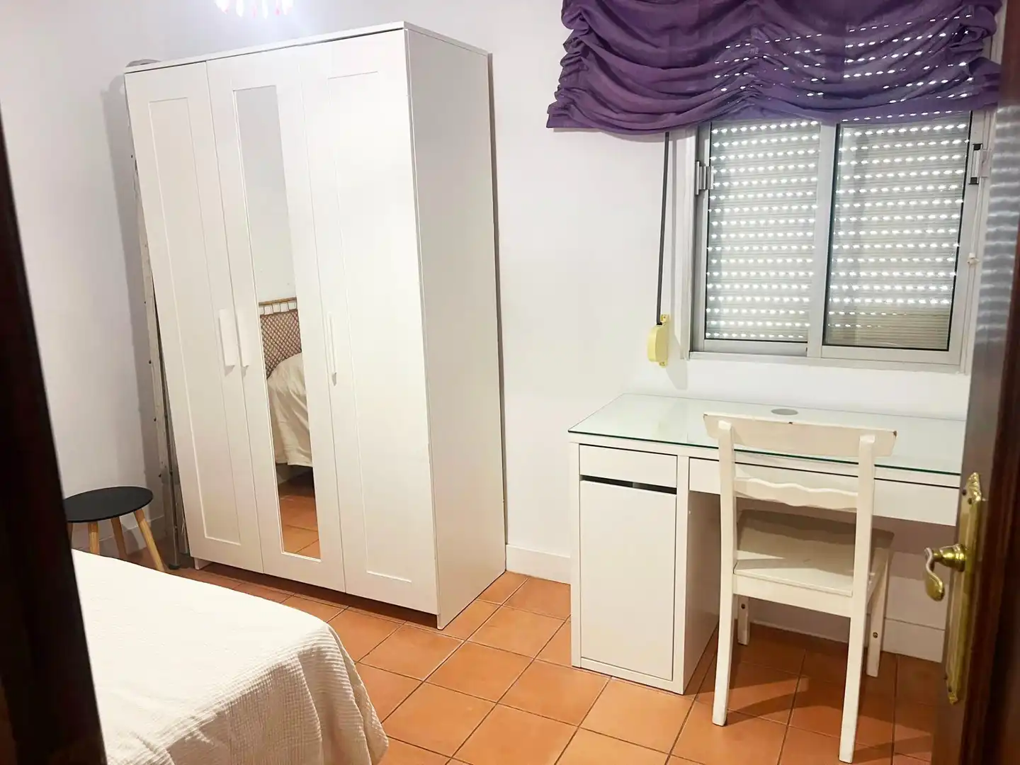 Bedroom of Flat for rent in Sevilla