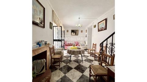 OPORTUNIDAD UNICA CASA AMPLIA Y LUMINOSA CON DOS PATIOS, Bild 2