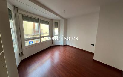 Bedroom of Flat for sale in Terrassa  with Air Conditioner